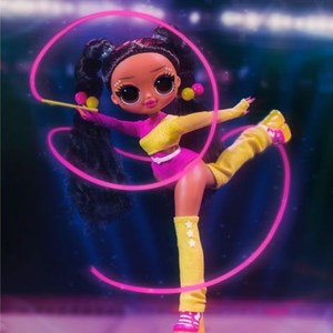 عروسک ال او ال سورپرایز LOL Surprise سری OMG Outrageous Millennial Girls Sports مدل Vault Queen_اسباب بازی